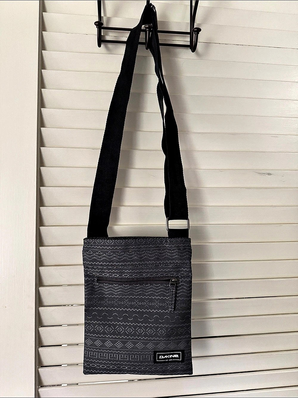Dakine Jive Crossbody Bag Gray & Black